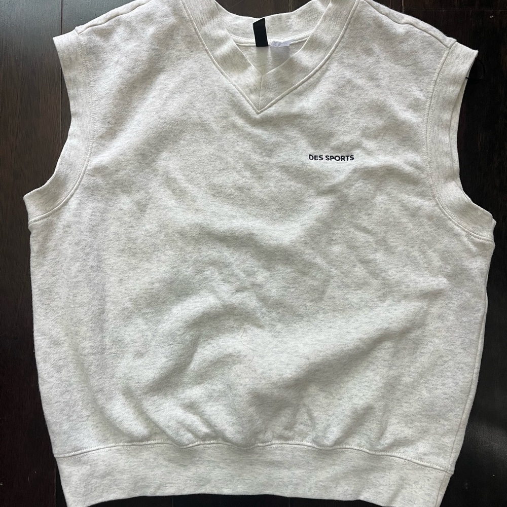 Divided Light Gray Sleeveless Top